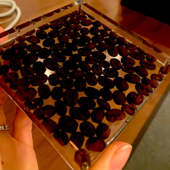 New resin coasters sets of 4 - Picture 1 of 5